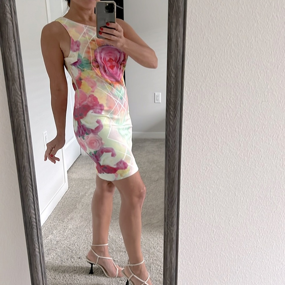 Blooming Beauty: Lovely Rose Mini Dress